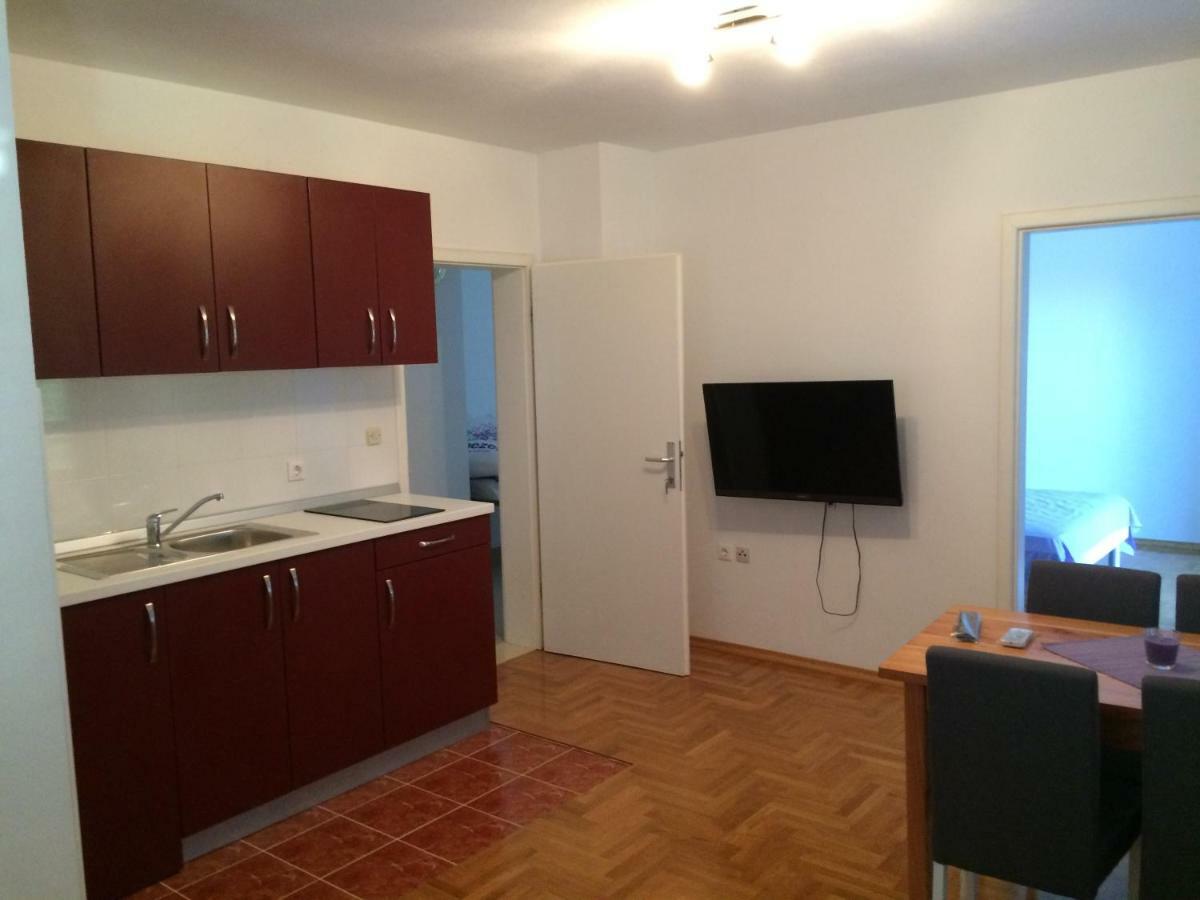 Apartments Antonija Sukošan Exterior foto